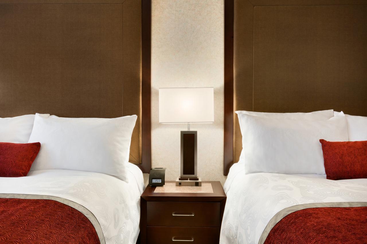 Poco Inn And Suites Hotel And Conference Center Port Coquitlam Ngoại thất bức ảnh